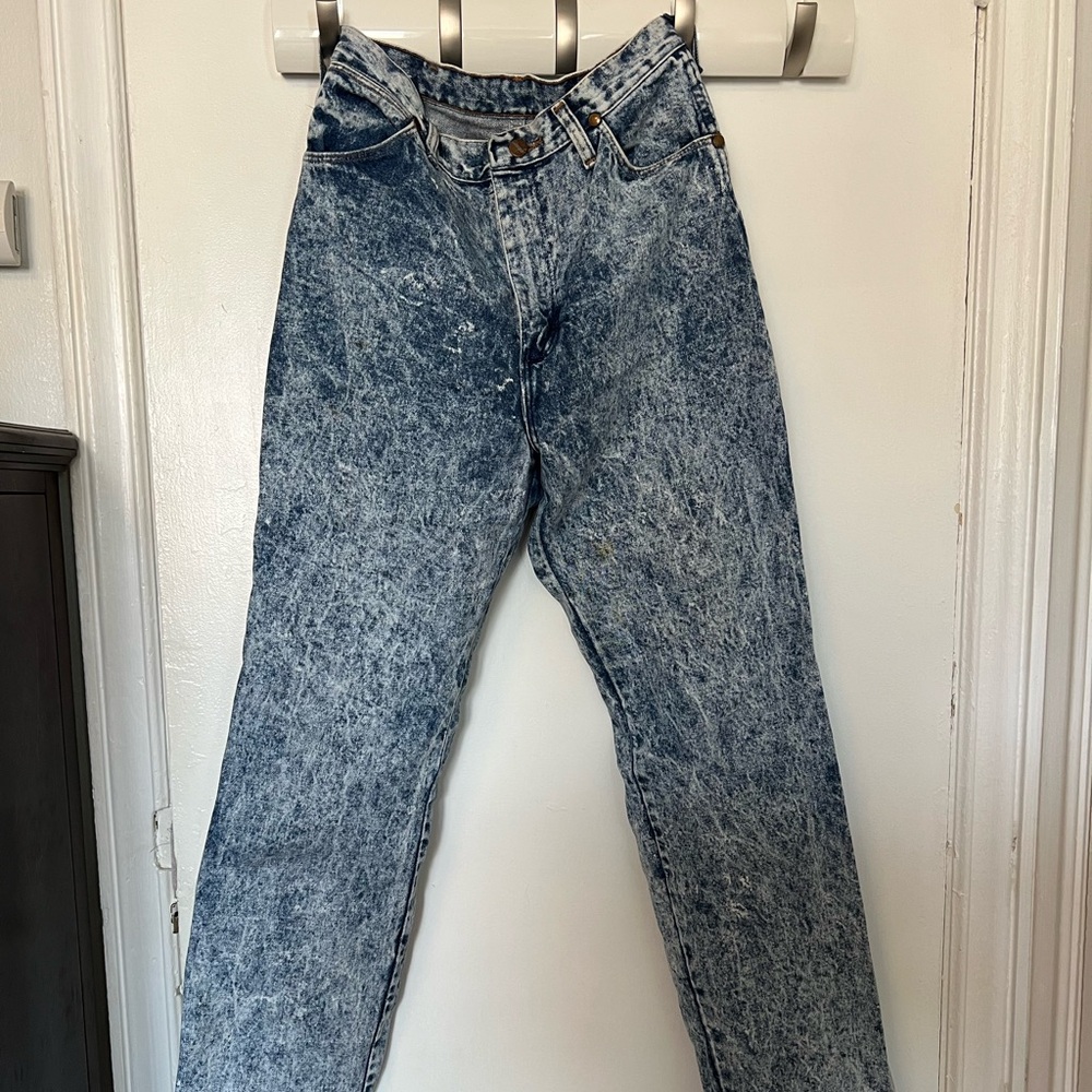Wrangler Women's High Rise Acid Wash Jeans